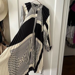 Beulah- RHETT MULTI ABSTRACT PRINT COLLARED PLEAT DRESS